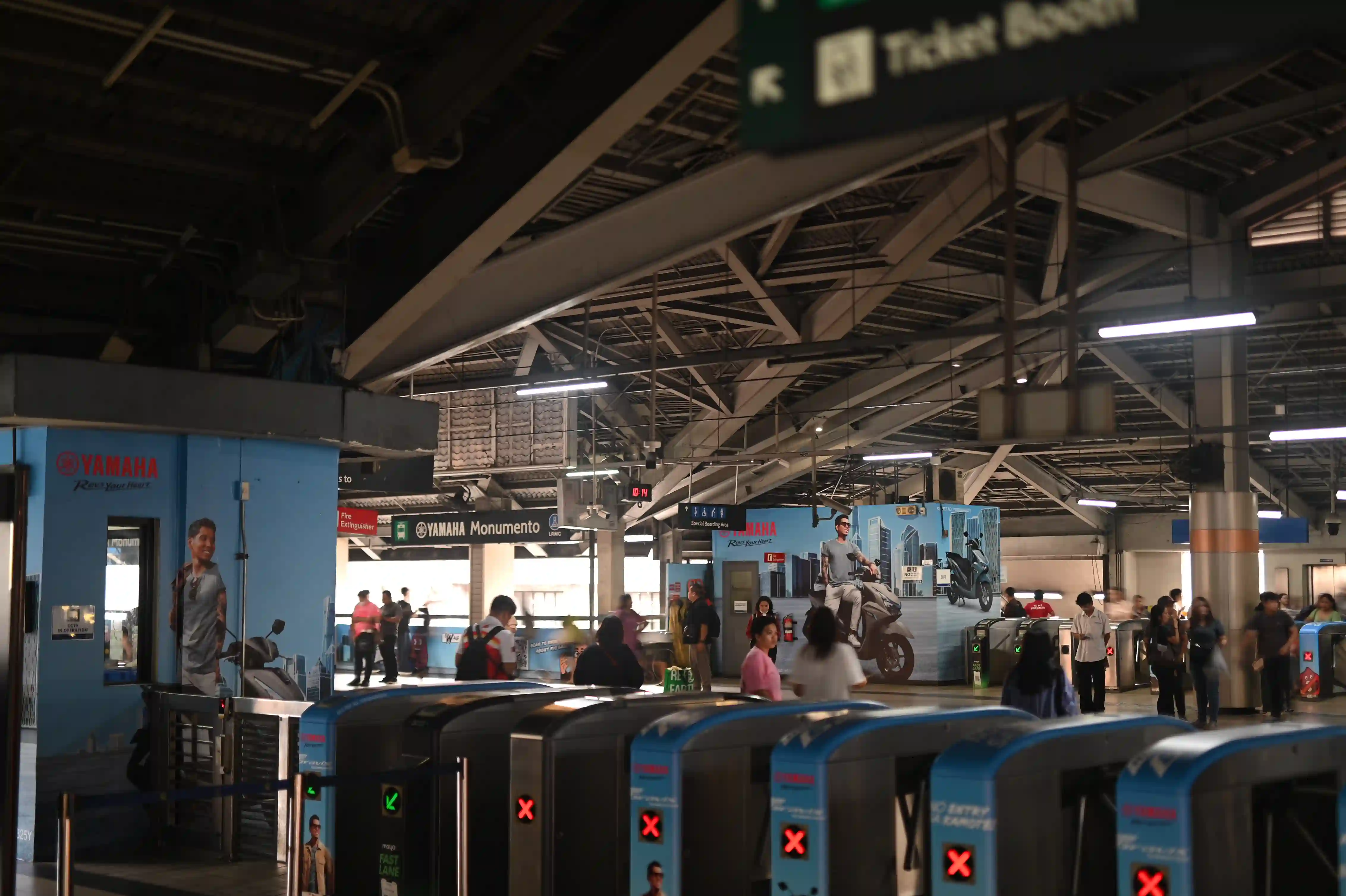 YAMAHA UNVEILS MIO GRAVIS ‘THE SENSIBLE STATION’ AT LRT MONUMENTO EMPOWERING COMMUTERS TO CHAMPION ROAD SAFETY